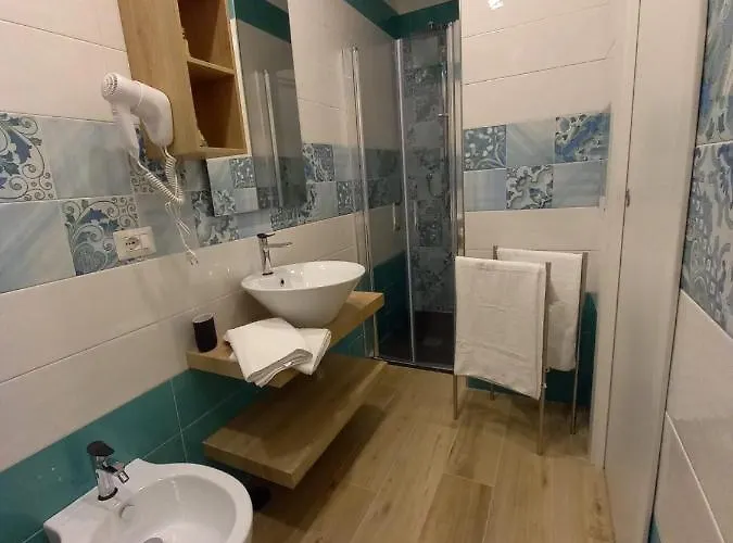 Bamboo בית הארחה